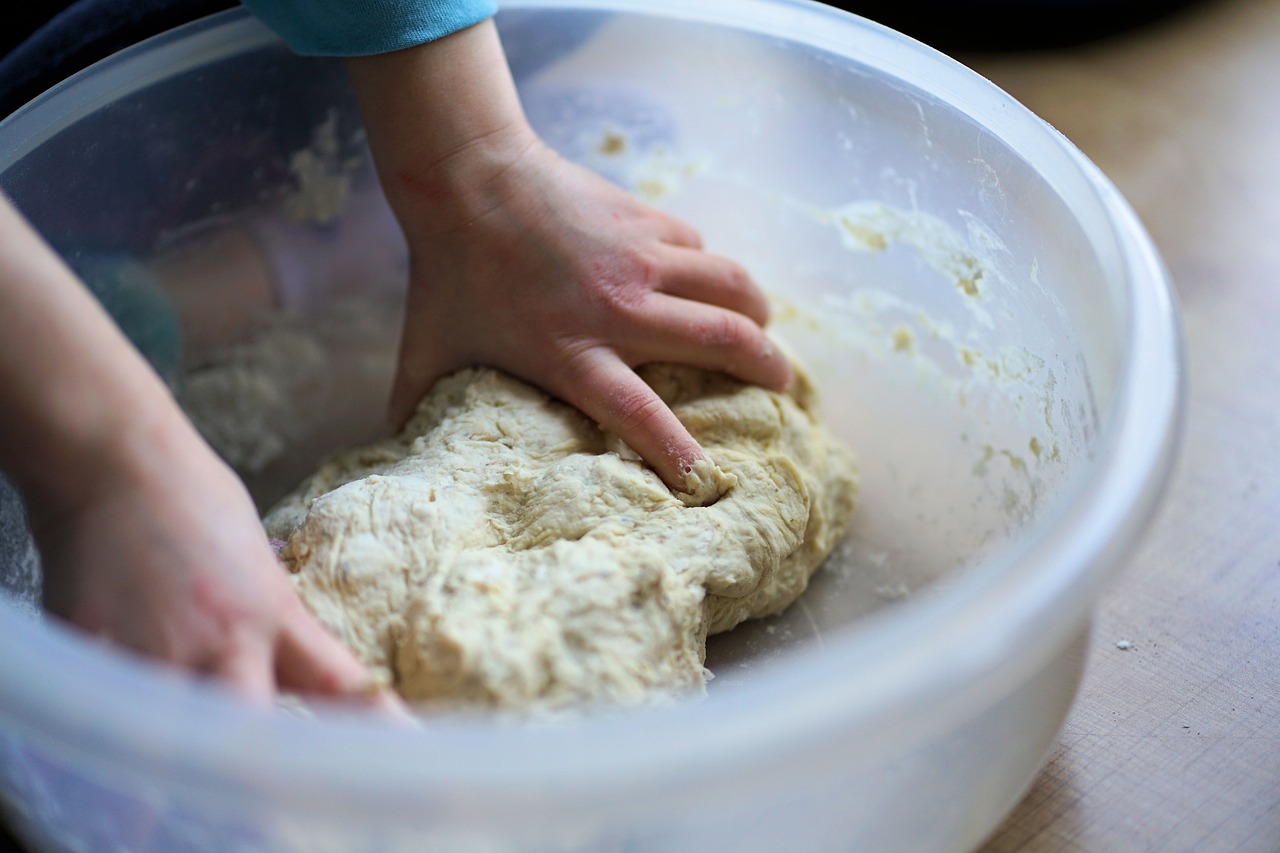 Przepis na wykwintne muffiny z łososiem i koperkiem